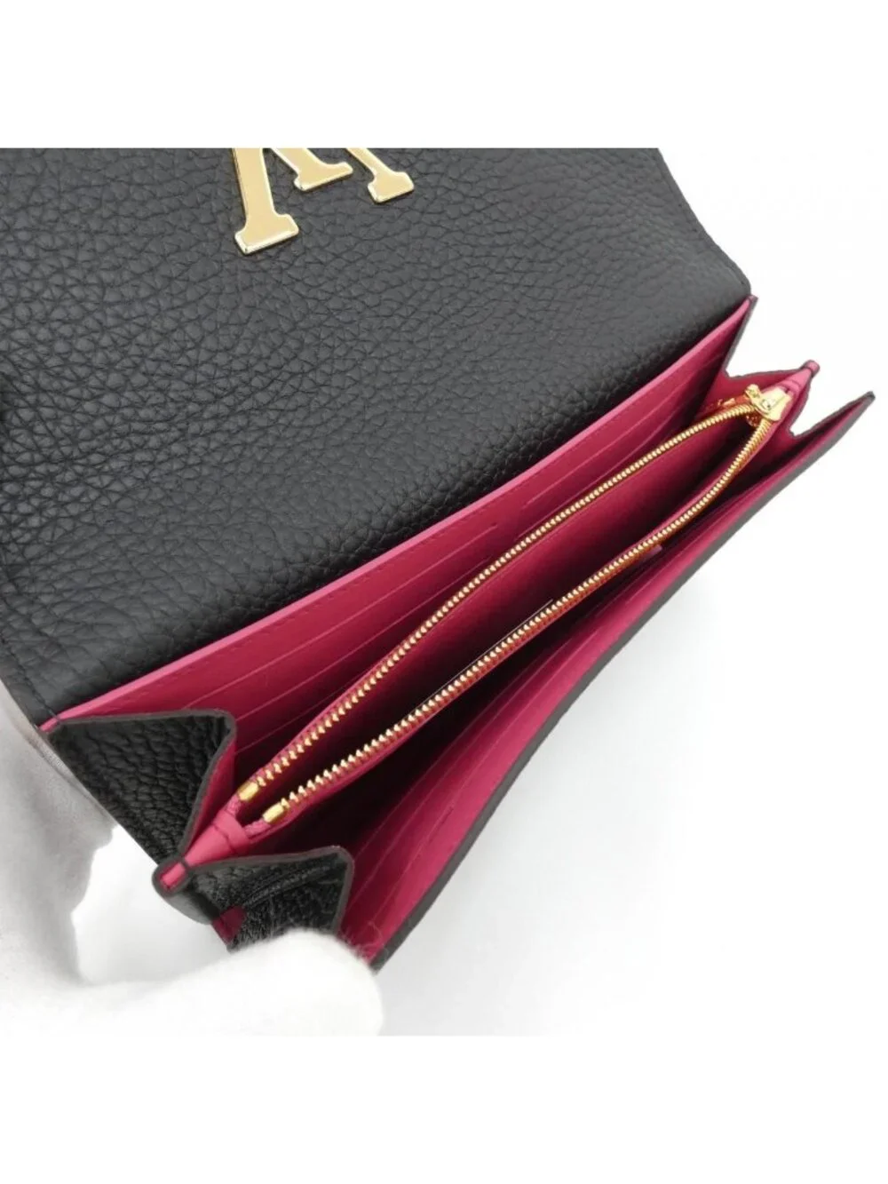 Louis Vuitton Taurillon Portefeuille Capucines Wallet